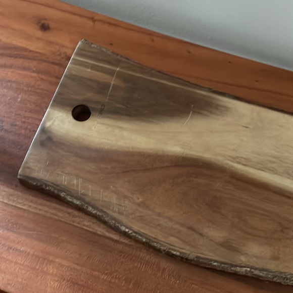 Bowring live edge charcuterie cheese board - Picture 4 of 10
